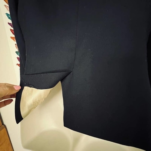 VTG J. CREW NAVY BLUE WOOL BLEND SCHOOLBOY BLAZER SIZE 4 - Picture 11 of 12